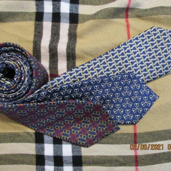 VINTAGE HERMES BLUE LABEL SILK TIE BLUE RED 7468 - Picture 11 of 11